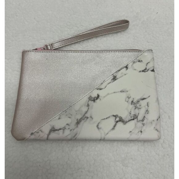 3 for $10 - IPSY January 2020‎ Glam Makeup Bag PLUS CLEAN SLATE - Picture 1 of 3